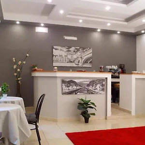 Midtown Otel